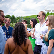 Hochzeitsgesellschaft in den Gabrissen